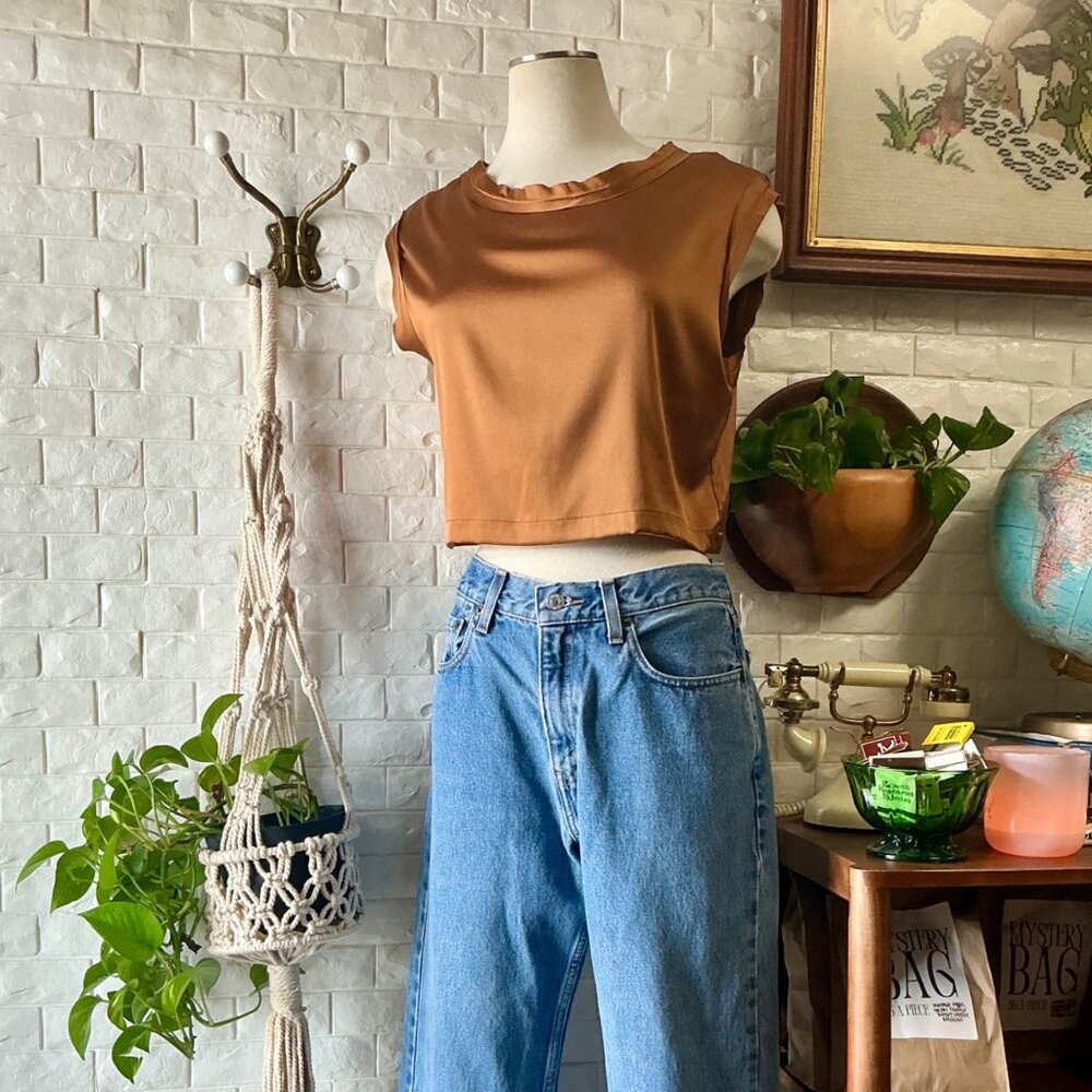 SOLD Nonchalant the Label Mel Crop in Brown Metallic Copper 100% Silk Crop - Picture 3 of 16